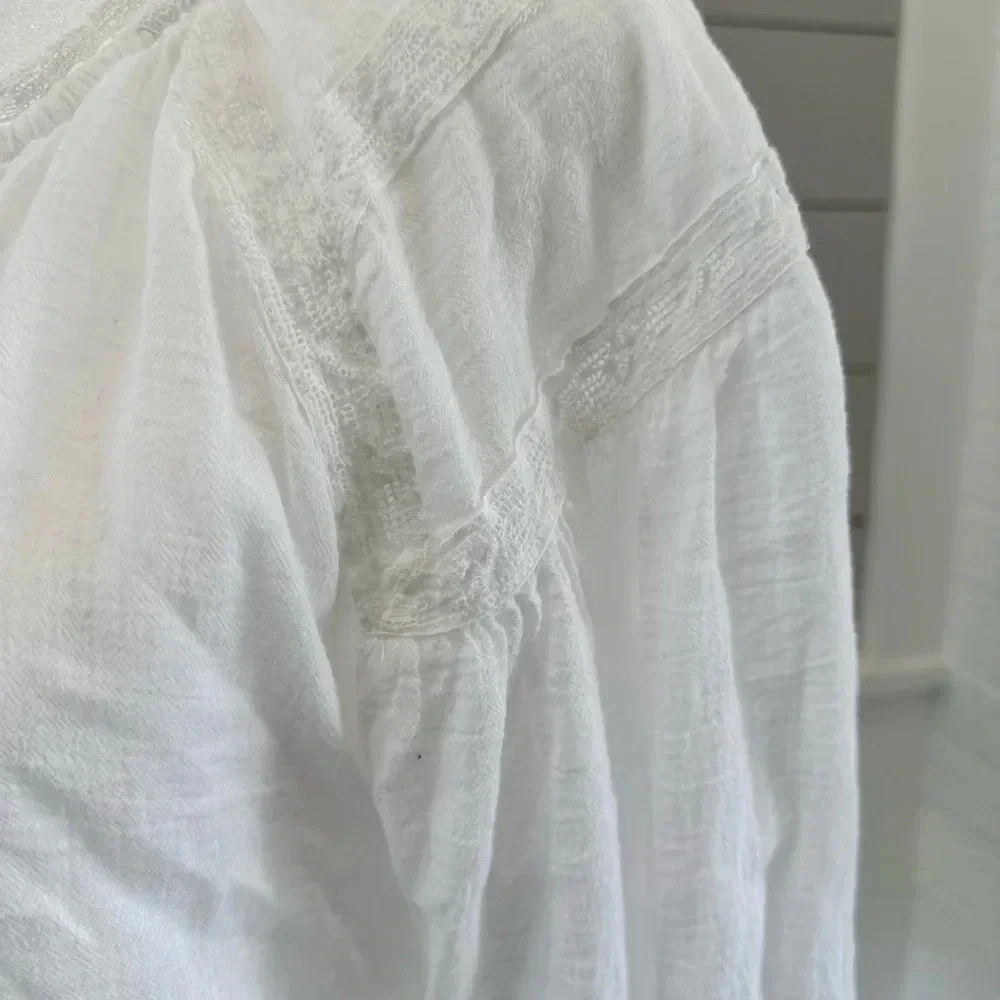 OLIVACEOUS WHITE COTTON BLEND TOP‎ - AIRY AND COOL! SIZE L - Picture 2 of 8
